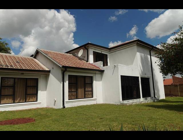 5 BEDROOM HOUSE FOR SALE IN DAWN PARK